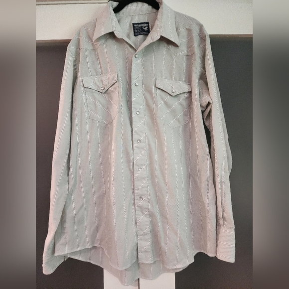 Vtg 90s Wrangler Cowboy Cut Longsleeve Button Up Shirt - Picture 2 of 11